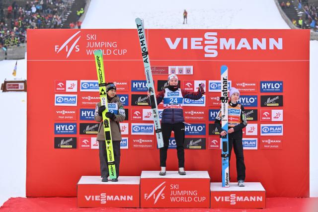 01 February 2026, Hesse, Willingen: (L-R) Japan's runner-up Nozomi Maruyama, Norway's winner Eirin Maria Kvandal and Slovenia's third-placed Nika Prevc celebrate on the podium after the women's Large Hill competition of the FIS Ski Jumping World Cup in Willingen. Photo: Swen Pförtner/dpa