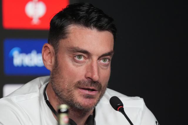 03 February 2026, Hesse, Frankfurt_Main: Newly appointed Eintracht Frankfurt coach Albert Riera speaks during the press conference where he is presented. Photo: Marc Schüler/dpa