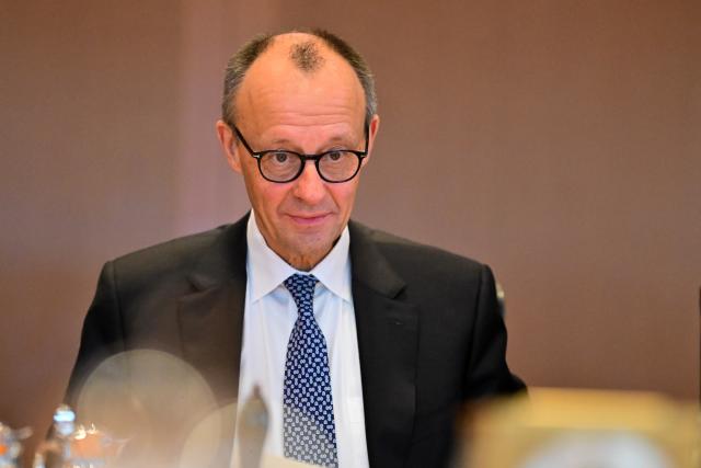 04 February 2026, Berlin: German Chancellor Friedrich Merz takes part in a meeting of the Federal Cabinet in the Federal Chancellery. Photo: Sebastian Christoph Gollnow/dpa
