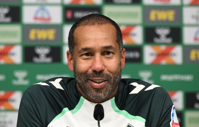 04 February 2026, Bremen: Werder Bremen's newly appointed coach Daniel Thioune speaks during his introduction press conference in Bremen. Photo: Carmen Jaspersen/dpa