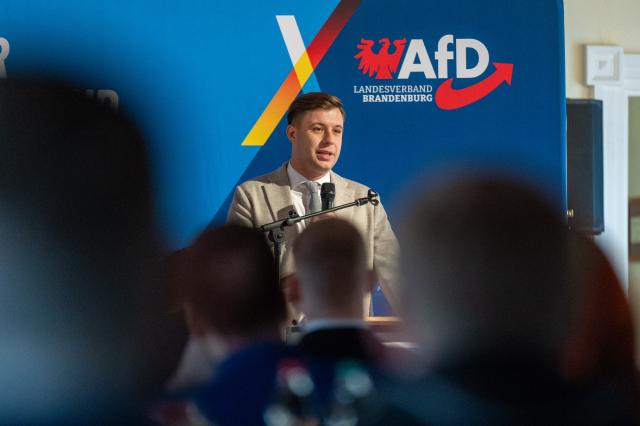 07 February 2026, Brandenburg, Königs Wusterhausen: Jean-Pascal Hohm, head of the new AfD youth organization "Generation Deutschland", speaks at the founding event of the AfD youth organization Generation Deutschland Brandenburg. Following the dissolution of the Junge Alternative, Generation Deutschland is the new AfD youth organization. It is now also being launched in the federal states. Photo: Christophe Gateau/dpa