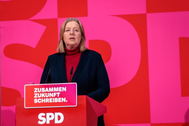 08 February 2026, Berlin: Baerbel Bas, Co-Chair of the SPD and German Minister of Labor and Social Affairs, gives a statement at the end of the SPD party annual executive's meeting in the Willy Brandt House. Photo: Carsten Koall/dpa