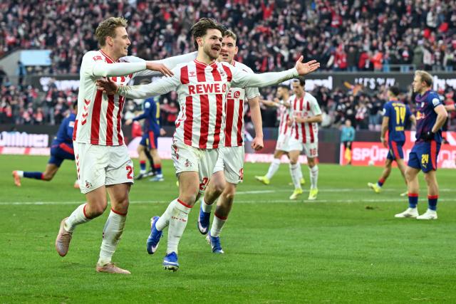 08 February 2026, North Rhine-Westphalia, Cologne: Cologne's Jan Thielmann celebrates socring his side's first goal during the German Bundesliga soccer match between 1.FC Cologne and RB Leipzig at RheinEnergieStadion. Photo: Federico Gambarini/dpa - IMPORTANT NOTE: In accordance with the regulations of the DFL German Football League and the DFB German Football Association, it is prohibited to utilize or have utilized photographs taken in the stadium and/or of the match in the form of sequential images and/or video-like photo series.