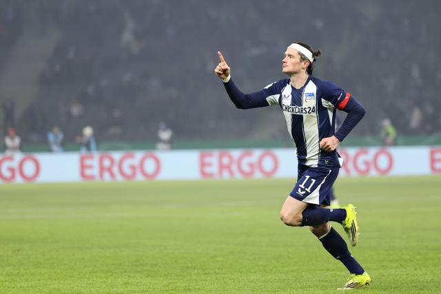 10 February 2026, Berlin: Hertha's Fabian Reese celebrates scoring his side's first goal during the German DFB Cup quarter-final soccer match between Hertha BSC and SC Freiburg at Olympiastadion. Photo: Andreas Gora/dpa