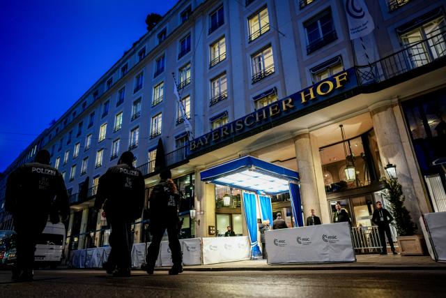13 February 2026, Bavaria, Munich: Police officers secure the Hotel Bayerischer Hof early in the morning, where the 62nd Munich Security Conference (MSC) is being held. More than 60 heads of state and government are expected to attend the world's leading expert forum on security policy - more than ever before. Photo: Kay Nietfeld/dpa