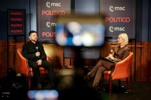 13 February 2026, Bavaria, Munich: Ukrainian President Volodymyr Zelensky, speaks with journalist Dasha Burns at Politico on the sidelines of the 62nd Munich Security Conference at the Bayerischer Hof Hotel. Photo: Kay Nietfeld/dpa