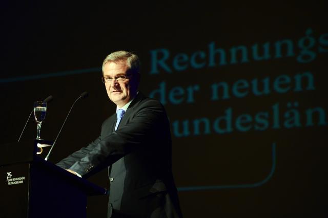 FILED - 20 October 2016, Brandenburg, Potsdam: Kay Scheller, President of the Federal Court of Audit, participates in a celebratory event marking the 25th anniversary of the Courts of Audit in the new states in Potsdam. Photo: picture alliance / dpa