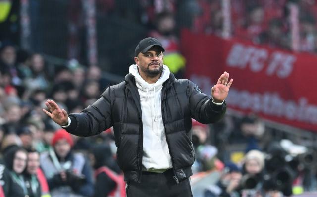 14 February 2026, Bremen: Bayern Munich coach Vincent Kompany gestures during the German Bundesliga soccer match between Werder Bremen and Bayern Munich at Weserstation. Photo: Carmen Jaspersen/dpa - IMPORTANT NOTE: In accordance with the regulations of the DFL German Football League and the DFB German Football Association, it is prohibited to utilize or have utilized photographs taken in the stadium and/or of the match in the form of sequential images and/or video-like photo series.
