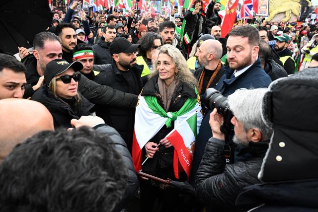 14 February 2026, Bavaria, Munich: Farahnaz Pahlavi, former Iranian princess and daughter of the last Shah of Iran, attends a demonstration on Theresienwiese under the slogan "Human rights and freedom in Iran. International solidarity with the Iranian people." on the sidelines of the 62nd Munich Security Conference (MSC). Photo: Felix Hörhager/dpa