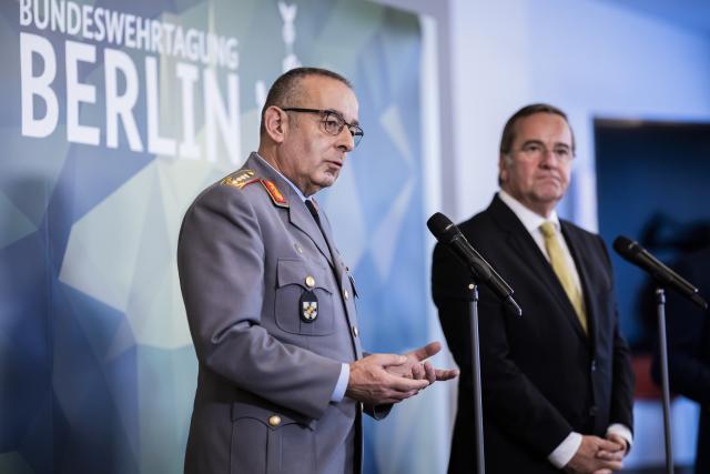 FILED - 07 November 2025, Berlin: Inspector General of the German Armed Forces Carsten Breuer (L) speaks alongside Minister of Defense Boris Pistorius at a press conference during the 2025 German Armed Forces Conference. Photo: Christoph Soeder/dpa