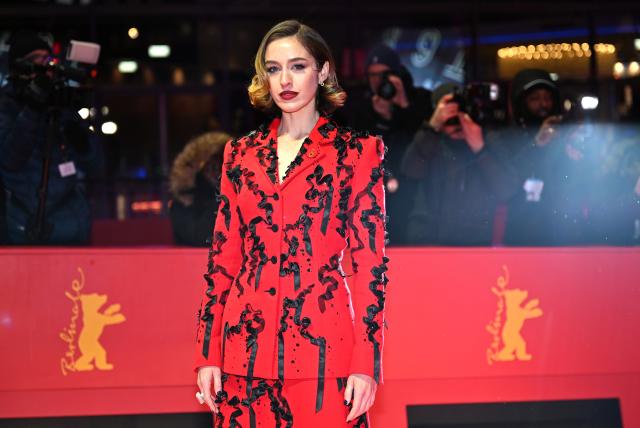 16 February 2026, Berlin: Irish actress Danielle Galligan arrives to the European Shooting Stars 2026 photocall during the 76th Berlin International Film Festival. Photo: Elisa Schu/dpa