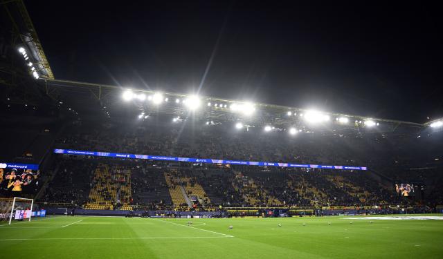 17 February 2026, North Rhine-Westphalia, Dortmund: A general view of the Signal Iduna Park prior to the start of the UEFA Champions League 
intermediate round first leg soccer match between Borussia Dortmund and Atalanta Bergamo. Photo: Bernd Thissen/dpa