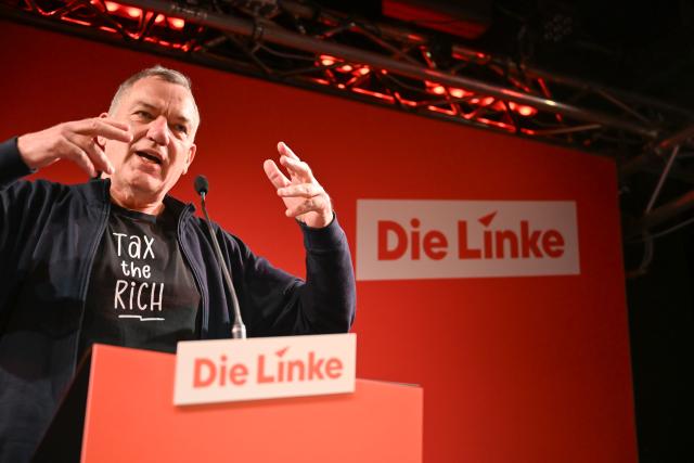 18 February 2026, Baden-Württemberg, Stuttgart: Jan van Aken, leader of the Left Party, speaks at the party's Political Ash Wednesday in Stuttgart. Photo: Katharina Kausche/dpa