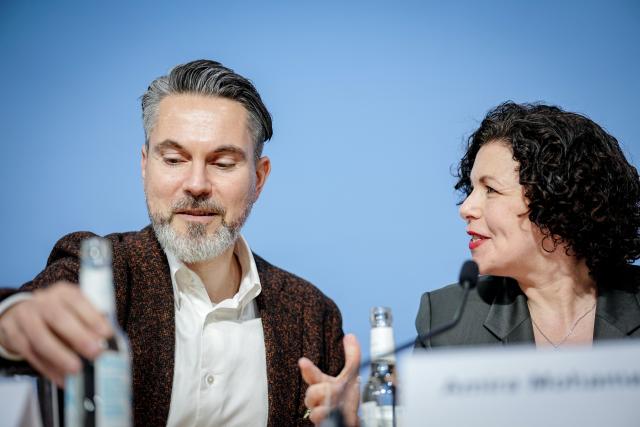 FILED - 09 February 2026, Berlin: Amira Mohamed Ali, party chairwoman of the Sahra Wagenknecht (BSW) party, and Fabio De Masi, party chairman take part in the press conference on the submission of the election review complaint. Photo: Kay Nietfeld/dpa