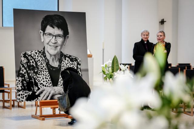 24 February 2026, Berlin: An ecumenical service in St. Hedwig's Cathedral marks the beginning of the funeral service for the late former Federal Minister for Family Affairs and long-time President of the Bundestag Rita Suessmuth (CDU). Rita Süssmuth died on 01.02.2026 at the age of 88. Photo: Kay Nietfeld/dpa