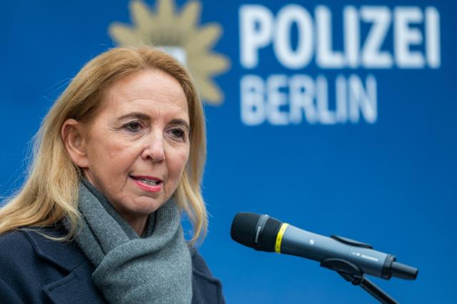 24 February 2026, Berlin: Barbara Slowik Meisel, Chief of Police of the Berlin Police, speaks at the opening of the Center for Professional Ethics and Reflection (ZER). The center prepares police trainees for difficult situations and helps them process traumatic experiences with the support of facilitators. Photo: Christophe Gateau/dpa