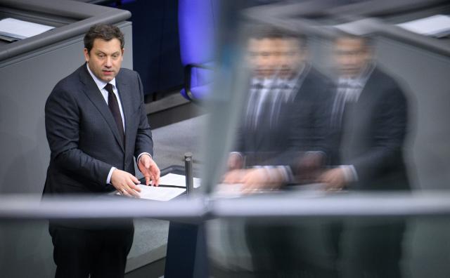 26 February 2026, Berlin: Lars Klingbeil, German Minister of Finance, speaks during the debate on the reform of tax-incentivized private pensions at the 59th plenary session of the German Parliament (Bundestag). Photo: Bernd von Jutrczenka/dpa