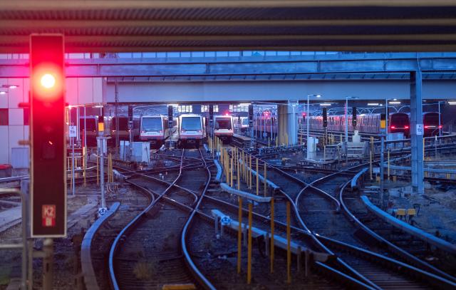 27 February 2026, Hamburg: Subway trains are parked at Billstedt station at the start of a two-day warning strike in local transport. The Verdi trade union has called on its members to go on strike on Friday and Saturday. Photo: Daniel Bockwoldt/dpa/Daniel Bockwoldt