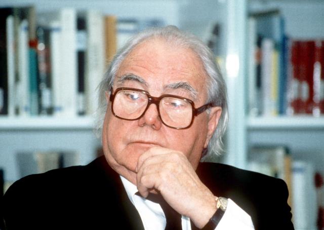 FILED - 29 November 1989, ---: Swiss writer Max Frisch, photographed in December 1989. Max Frisch was one of the most significant European writers of the 20th century and he thought little of too much thinking - at least in his younger years, if one is to believe his school-leaving essay in German. Photo: Achim Scheidemann/dpa