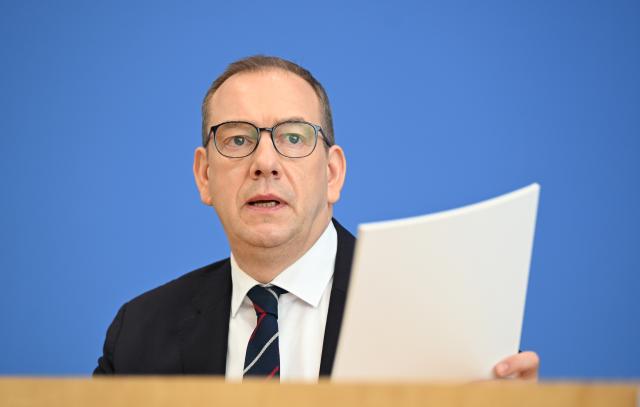 03 March 2026, Berlin: Parliamentary Commissioner for the Armed Forces Henning Otte presents the 2025 annual report on the state of the German Armed Forces. Photo: Elisa Schu/dpa