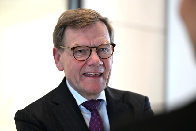 03 March 2026, Berlin: German Foreign Minister Johann Wadephul waits Outside the SPD conference room in the German Bundestag before the start of the Social Democratic Party (SPD) parliamentary group meeting. Photo: Elisa Schu/dpa