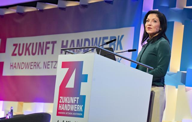 04 March 2026, Bavaria, Munich: German Minister for Economic Affairs and Energy Katherina Reiche speaks at the opening of the International Craft Fair at the exhibition center. Photo: Malin Wunderlich/dpa