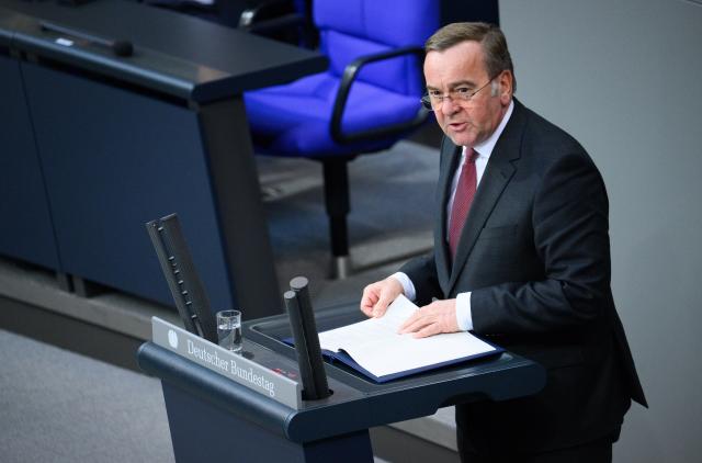 04 March 2026, Berlin: German Minister of Defense Boris Pistorius speaks during the current affairs hour in the 61st plenary session of the 21st legislative period in the German Bundestag. Photo: Bernd von Jutrczenka/dpa