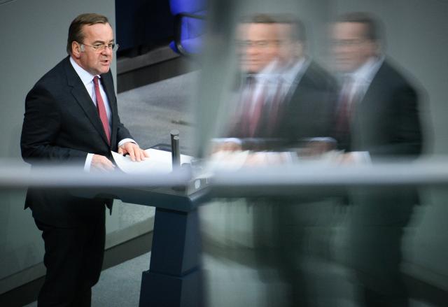 04 March 2026, Berlin: German Minister of Defense Boris Pistorius speaks during the current affairs hour in the 61st plenary session of the 21st legislative period in the German Bundestag. Photo: Bernd von Jutrczenka/dpa
