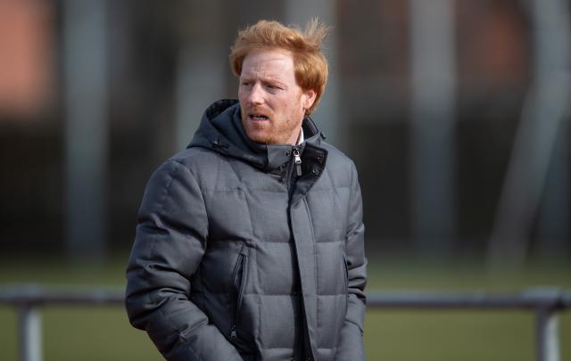 FILED - 03 March 2021, Lower Saxony, Osnabrück: Then Osnabrueck Sports director Benjamin Schmedes looks on during a training of VfL Osnabrueck. The German Football League (DFL) has appointed Benjamin Schmedes as executive vice president sports. Photo: Friso Gentsch/dpa