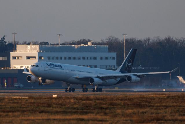 05 March 2026, Hesse, Frankfurt/Main: A Lufthansa plane from Muscat lands at Frankfurt Airport. The first evacuation flight on behalf of the German government landed at Frankfurt Airport early on Thursday morning. Photo: Hannes P. Albert/dpa