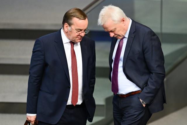 05 March 2026, Berlin: German Minister of Defense Boris Pistorius (L) talks with Minister of Food, Agriculture, and Home Affairs Alois Rainer before the 62nd session of the German Bundestag. Photo: Sebastian Christoph Gollnow/dpa