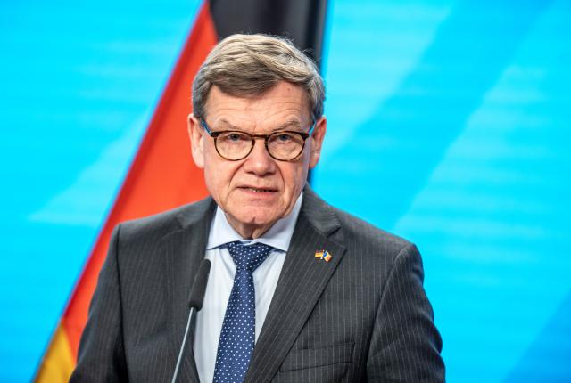 05 March 2026, Berlin: German Foreign Minister Johann Wadephul speaks during a press conference with his Moldovan counterpart Mihail Popsoi after their meeting at the Foreign Office. Photo: Michael Kappeler/dpa