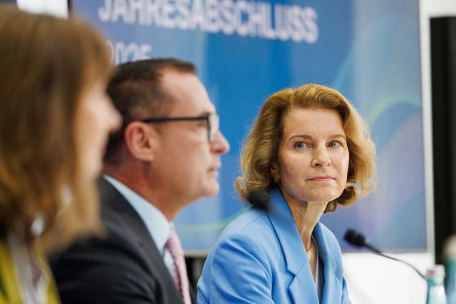 05 March 2026, Hess, Frankfurt/Main: Joachim Nagel, President of the Deutsche Bundesbank, and Sabine Mauderer (R), Vice President of the Deutsche Bundesbank, address the audience at the institution's press conference on the 2025 Annual Report. Photo: Hannes P. Albert/dpa
