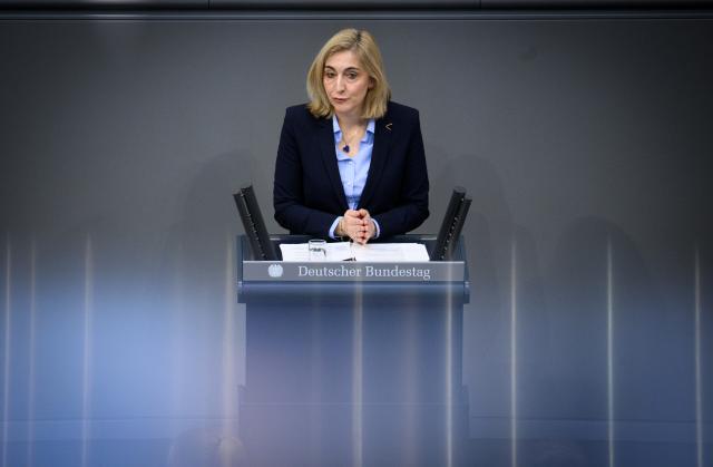 06 March 2026, Berlin: Nina Warken, German Minister of Health, speaks during the debate on hospital reform in the 63rd plenary session of the 21st legislative period in the German Bundestag. The main topics of today's session are hospital reform, all-day care and the report on Research and Innovation 2026. Photo: Bernd von Jutrczenka/dpa