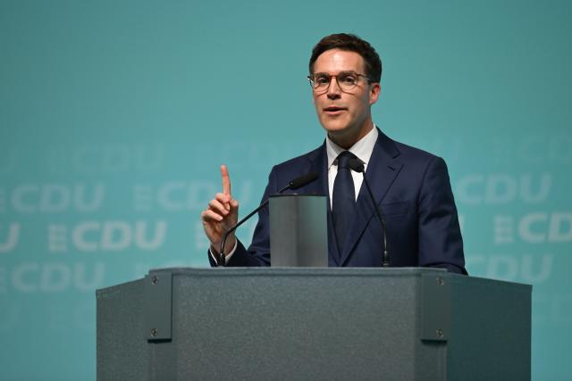 06 March 2026, Baden-Wuerttemberg, Ravensburg: Manuel Hagel, state chairman of the Christian Democratic Union of Germany (CDU) Baden-Wuerttemberg and leading candidate for the 2026 state election, speaks on stage at the Oberschwabenhalle during the CDU Baden-Wuerttemberg's campaign ahead of the 2026 state election. Photo: Felix Kästle/dpa