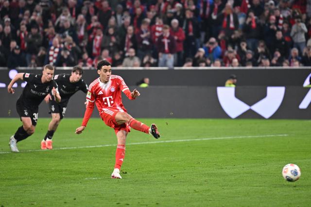06 March 2026, Bavaria, Munich: Bayern Munich's Jamal Musiala scores his side's third goal during the German Bundesliga soccer match between Bayern Munich and Borussia Moenchengladbach at the Allianz Arena. Photo: Harry Langer/dpa - IMPORTANT NOTICE: DFL and DFB regulations prohibit any use of photographs as image sequences and/or quasi-video.