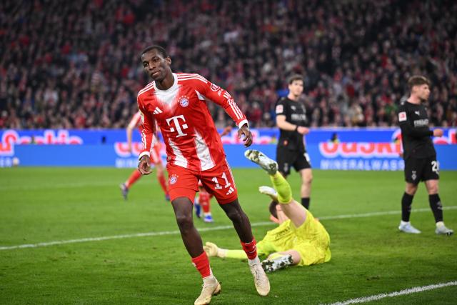 06 March 2026, Bavaria, Munich: Bayern Munich's Nicolas Jackson celebrates scoring his side's fourth goal during the German Bundesliga soccer match between Bayern Munich and Borussia Moenchengladbach at the Allianz Arena. Photo: Harry Langer/dpa - IMPORTANT NOTICE: DFL and DFB regulations prohibit any use of photographs as image sequences and/or quasi-video.