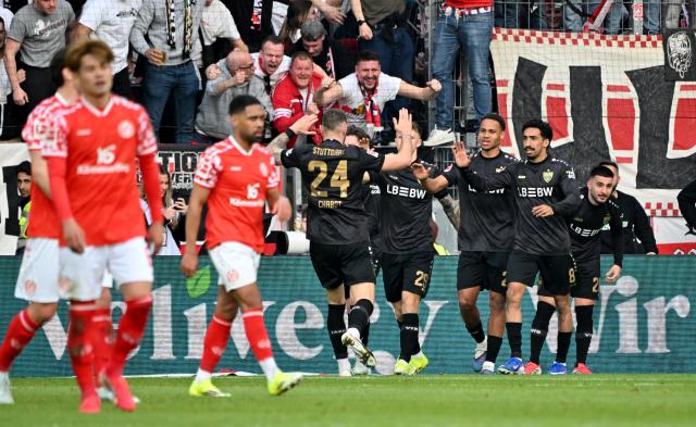 07 March 2026, Rhineland-Palatinate, Mainz: Stuttgart's Deniz Undav celebrates scoring during the German Bundesliga soccer match between FSV Mainz 05 and VfB Stuttgart at the Mewa Arena. Photo: Torsten Silz/dpa - IMPORTANT NOTICE: DFL and DFB regulations prohibit any use of photographs as image sequences and/or quasi-video.