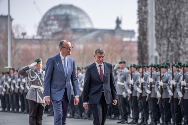 10 March 2026, Berlin: German Chancellor Friedrich Merz receives Czech Prime Minister Andrej Babis with military honors at the Federal Chancellery in Berlin. Photo: Michael Kappeler/dpa