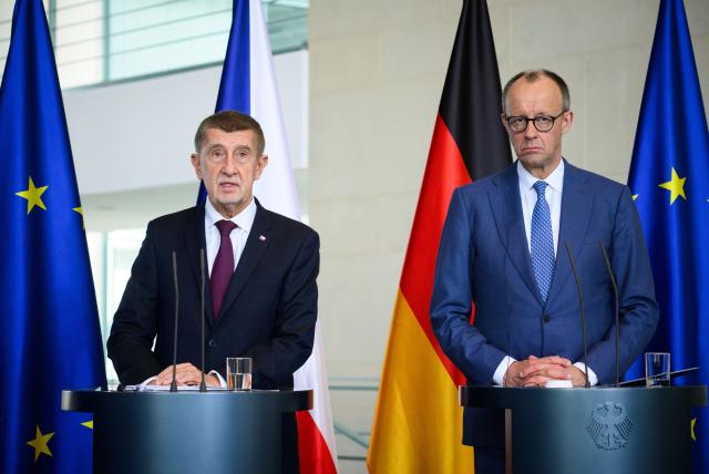 10 March 2026, Berlin: Czech Prime Minister Andrej Babis (L) and German Chancellor Friedrich Merz hold a joint press conference following their meeting at the Federal Chancellery in Berlin. Photo: Bernd von Jutrczenka/dpa