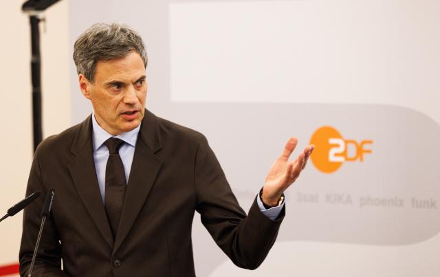 13 March 2026, Rhineland-Palatinate, Mainz: Norbert Himmler, re-elected Director General of ZDF, addresses the media at a press conference following his re-election during a meeting of the Television Council, with his current term set to run until March 2027. Photo: Hannes Albert/dpa