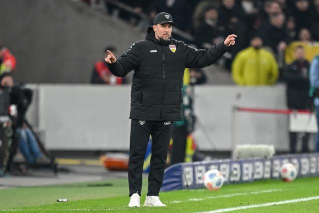 15 March 2026, Baden-Wuerttemberg, Stuttgart: Stuttgart coach Sebastian Hoeness gestures in the touchline during the German Bundesliga soccer match between VfB Stuttgart and RB Leipzig at MHPArena. Photo: Harry Langer/dpa - WICHTIGER HINWEIS: Gemäß den Vorgaben der DFL Deutsche Fußball Liga bzw. des DFB Deutscher Fußball-Bund ist es untersagt, in dem Stadion und/oder vom Spiel angefertigte Fotoaufnahmen in Form von Sequenzbildern und/oder videoähnlichen Fotostrecken zu verwerten bzw. verwerten zu lassen.