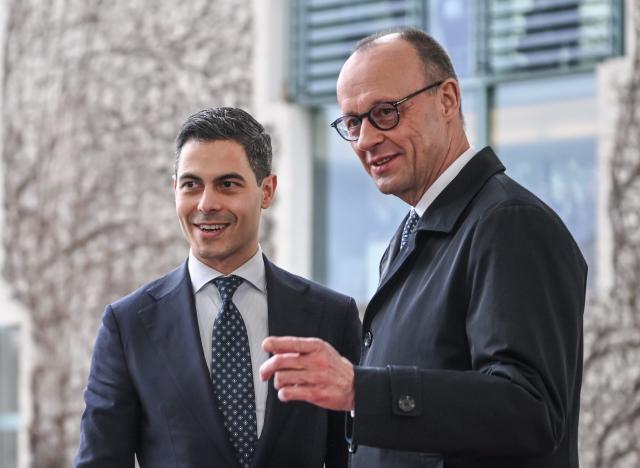 16 March 2026, Berlin: German Chancellor Friedrich Merz (R) welcomes Dutch Prime Minister Rob Jetten at the Federal Chancellery ahead of their meeting. Photo: Britta Pedersen/dpa