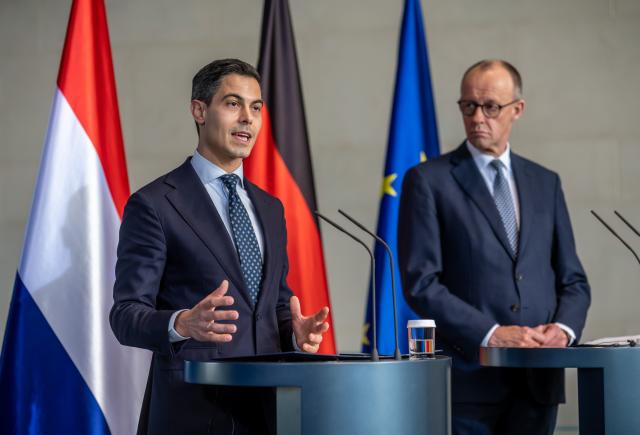 16 March 2026, Berlin: German Chancellor Friedrich Merz (R) and Dutch Prime Minister Rob Jetten speak during a press conference after their meeting at the Federal Chancellery. Photo: Michael Kappeler/dpa