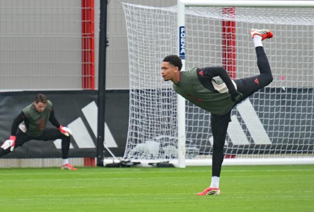 17 March 2026, Bavaria, Munich: Bayern Munich's Leonard Prescott in action during the team's training session ahead of Wednesday's UEFA Champions League soccer match against Atlanta. Photo: Malin Wunderlich/dpa