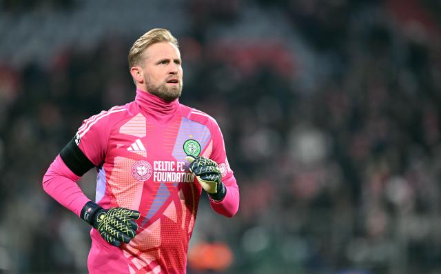 FILED - 18 February 2025, Bavaria, Munich: Celtic's goalkeeper Kasper Schmeichel in action during the UEFA Champions League layoff second leg soccer match between Bayern Munich and Celtic Glasgow at the Allianz Arena. Photo: Sven Hoppe/dpa