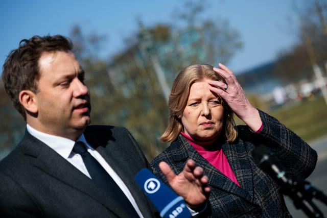 18 March 2026, Berlin: Lars Klingbeil (L), German Minister of Finance, and Baerbel Bas, German Minister of Labor and Social Affairs, give a press statement on the unclaimed child benefit in front of the Federal Chancellery in Berlin. Photo: Carsten Koall/dpa