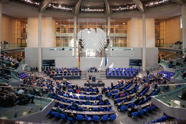 18 March 2026, Berlin: Members of the government and members of parliament sit in the plenary chamber of the German Bundestag following the delivery of the government's statement on the upcoming EU summit. Photo: Carsten Koall/dpa