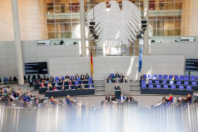 18 March 2026, Berlin: Members of the government and members of parliament sit in the plenary chamber of the German Bundestag following the delivery of the government's statement on the upcoming EU summit. Photo: Carsten Koall/dpa