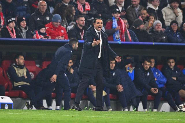 18 March 2026, Bavaria, Munich: Atalanta Bergamo coach Raffaele Palladino gestures on the sidelines during the UEFA Champions League Round of 16, Second Leg soccer match between Bayern Munich and Atalanta Bergamo at the Allianz Arena. Photo: Tom Weller/dpa
